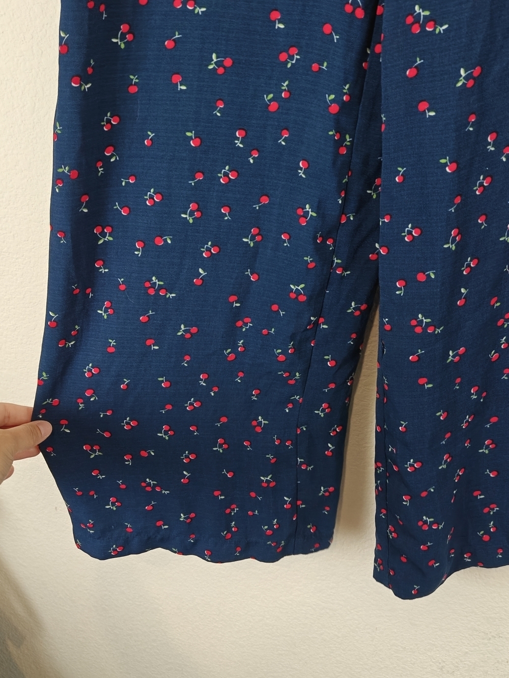 Gianni Bini Cherry Print Wide-Leg Sailor Pants ๐ Navy Retro Chic High-Waist XS - Picture 5 of 12